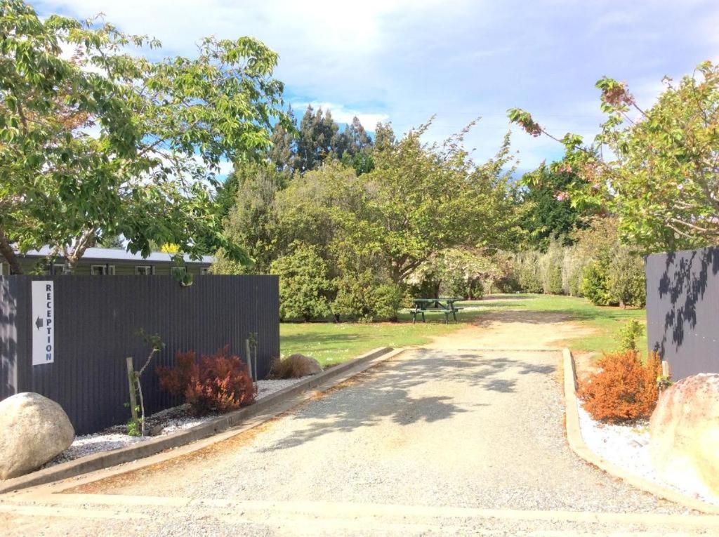 Fiordland Great Views Holiday Park Te Anau Zewnętrze zdjęcie