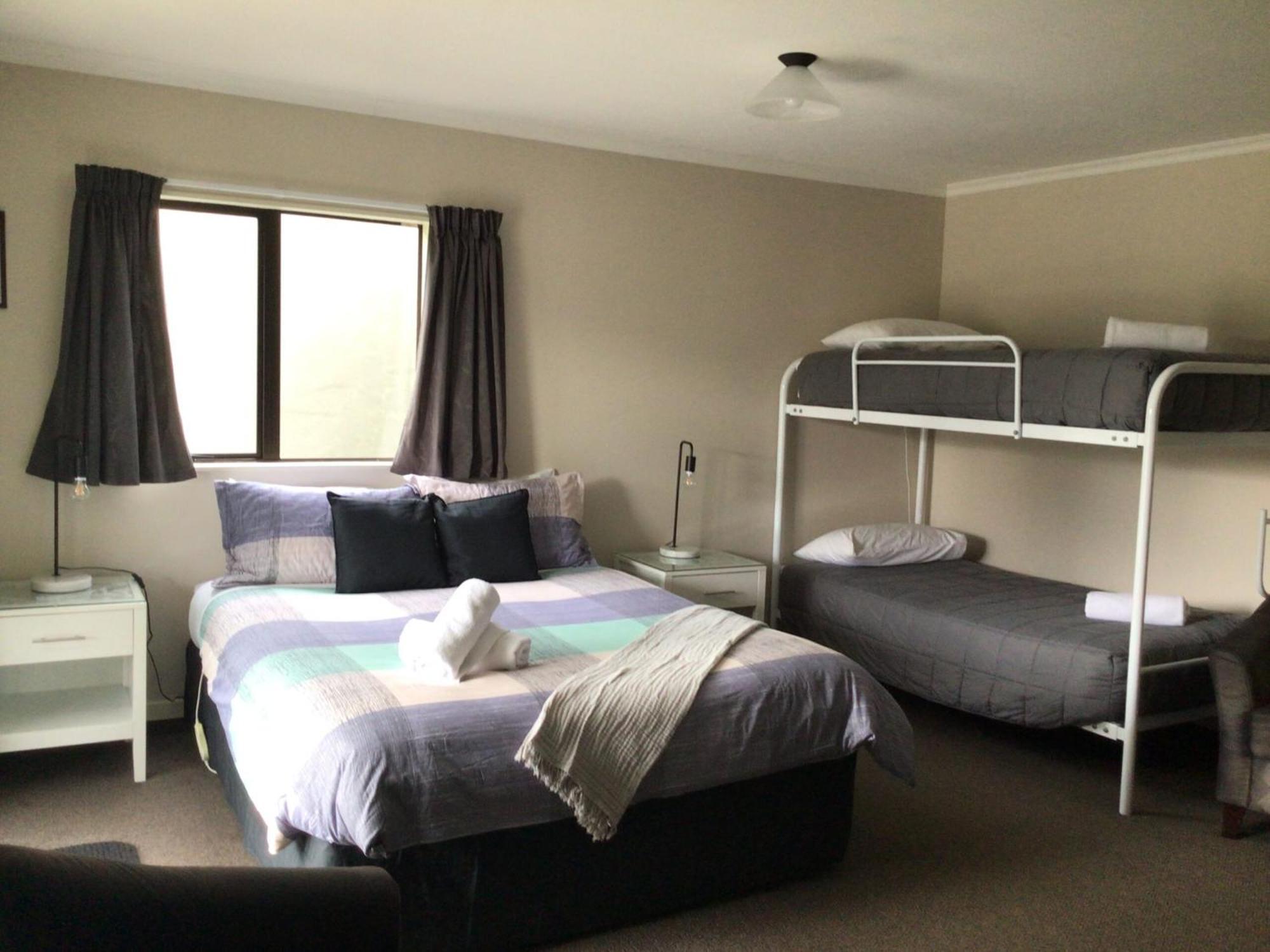 Fiordland Great Views Holiday Park Te Anau Zewnętrze zdjęcie