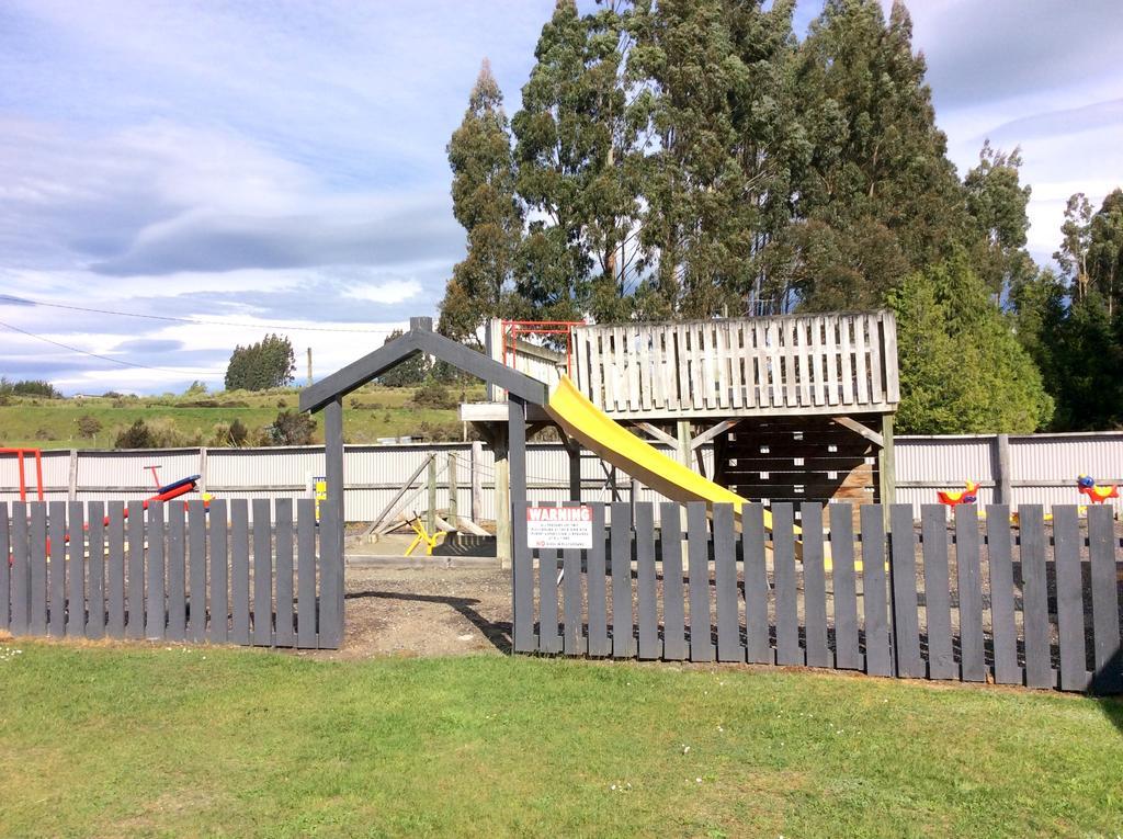 Hotel Fiordland Great Views Holiday Park Te Anau Zewnętrze zdjęcie